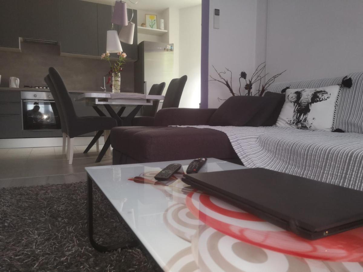 Apartman Emanuel Pula Buitenkant foto