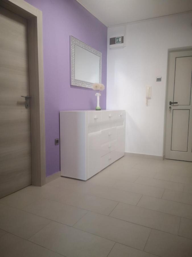 Apartman Emanuel Pula Buitenkant foto