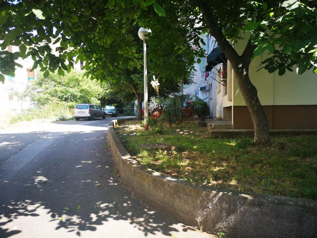 Apartman Emanuel Pula Buitenkant foto